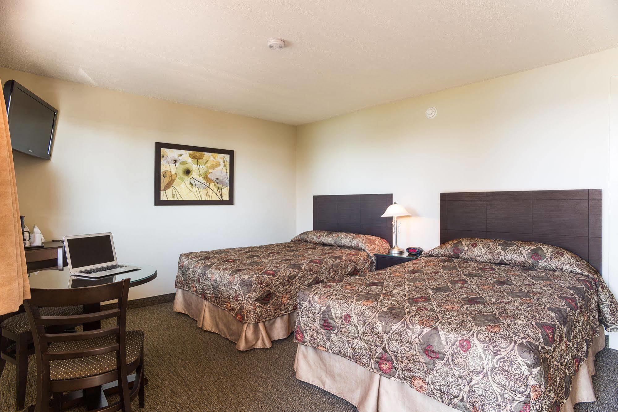 Motel Du Fleuve Brossard Eksteriør billede